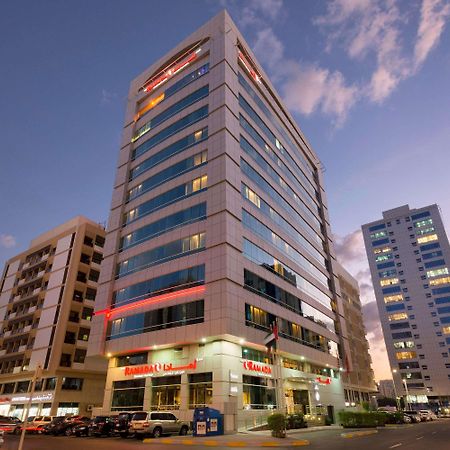 Ramada Downtown Abu Dhabi Hotel Buitenkant foto