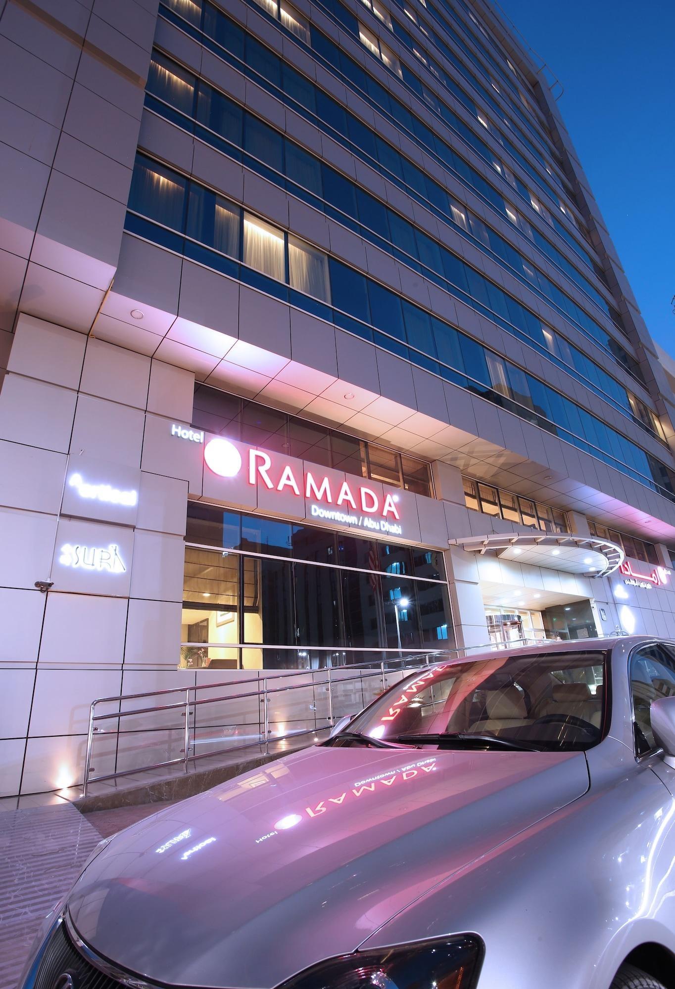 Ramada Downtown Abu Dhabi Hotel Buitenkant foto